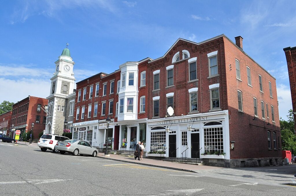 best small towns in connecticut